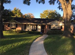 6134 Burgoyne Rd, Houston, TX 77057