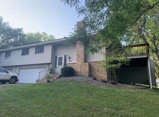 1778 Walnut Ln, Eagan, MN 55122