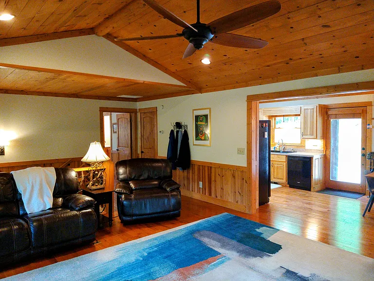 386 Arbor Dr — Photo 8