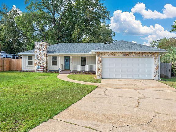 2nd image of 139 Meadow Woods Ln