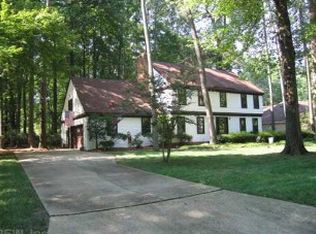 945 Prince Phillip Dr, Virginia Beach, VA 23452