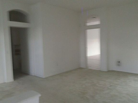 4th image of 1706 Sterling Silver Blvd