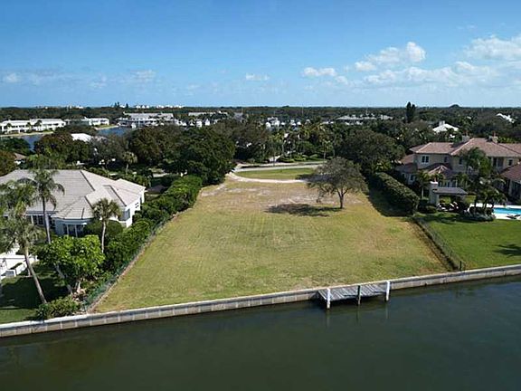 2nd image of 508 Bay Dr