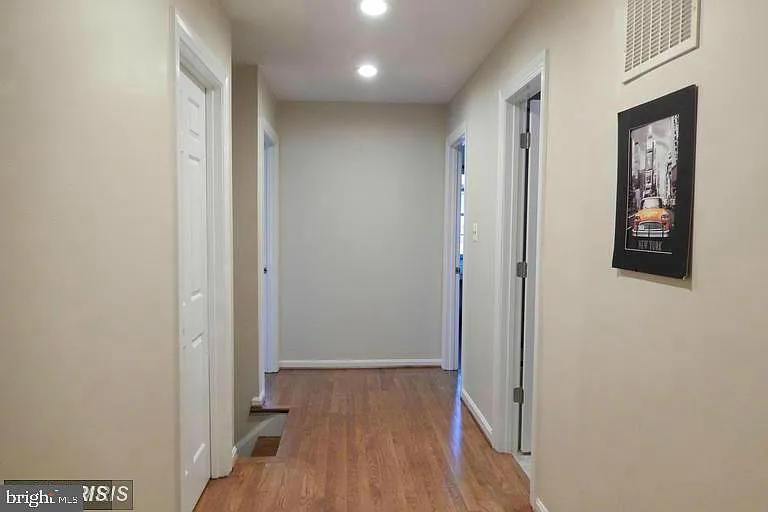 5512 Massachusetts Ave — Photo 41