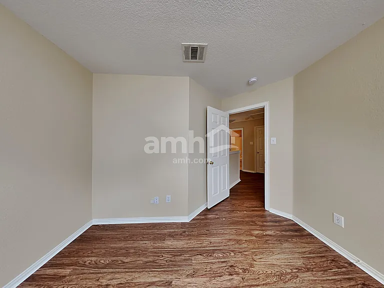 5401 Pecan Creek Cir — Photo 19