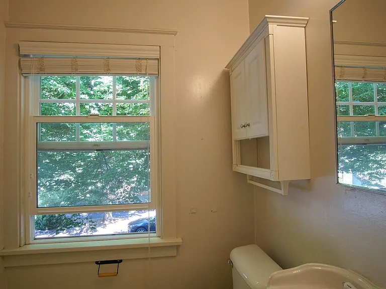 2728 SE Main St #9 — Photo 14