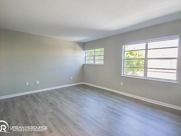 4th image of 1226 Drexel Ave APT 306
