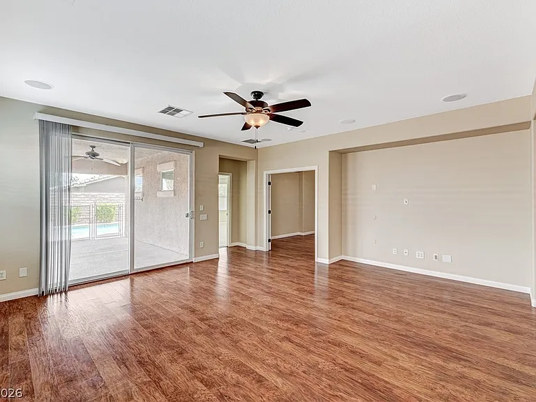 11131 Forever Sunset Ct — Photo 10