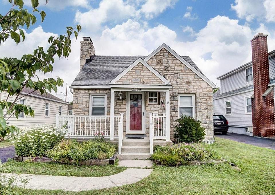 1st image of 2895 Oaklawn St