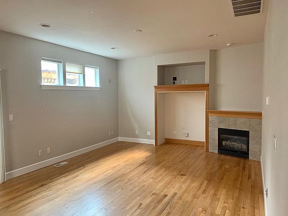 3rd image of 23011 SE 13th Way