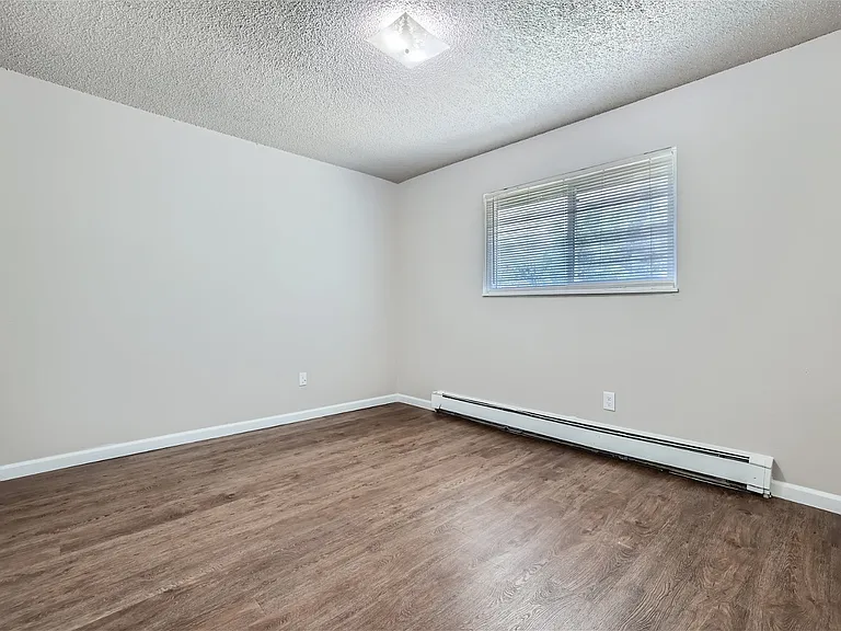 330 Gahart Dr #1 — Photo 9