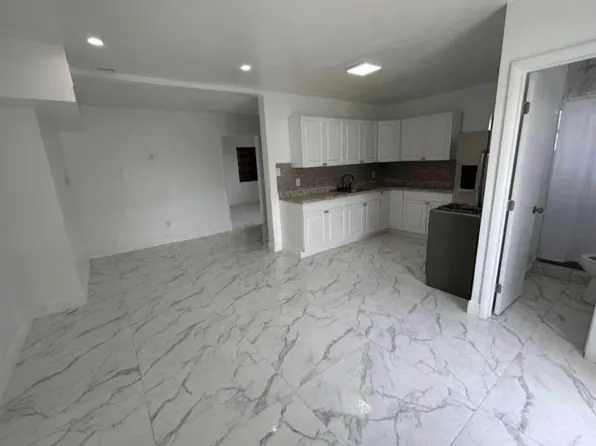 (undisclosed Address), Miami, FL 33170