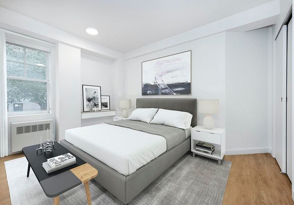 2nd image of 166 W 75th St #218