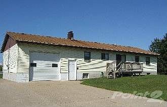 9430 E Birch Run Rd back