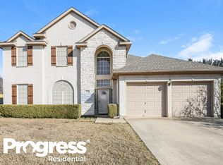 201 Ember Glen Dr, Arlington, TX 76018