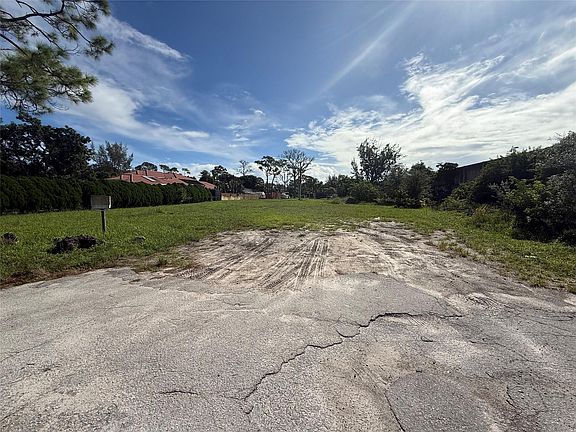 2nd image of 5740 NW 72 Way