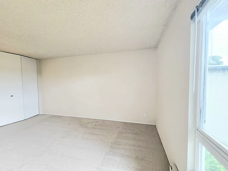 818 N Delaware St #407 — Photo 16