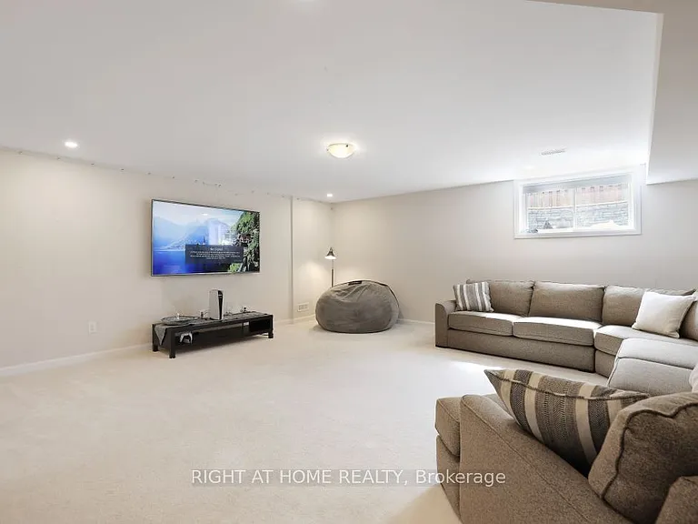 900 Serrano St — Photo 30