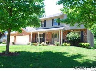 305 Autumn Rdg, Collinsville, IL 62234