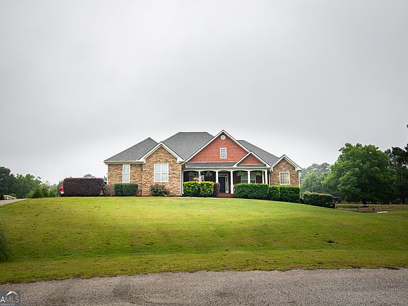 4th image of 25 Toscanno Ct