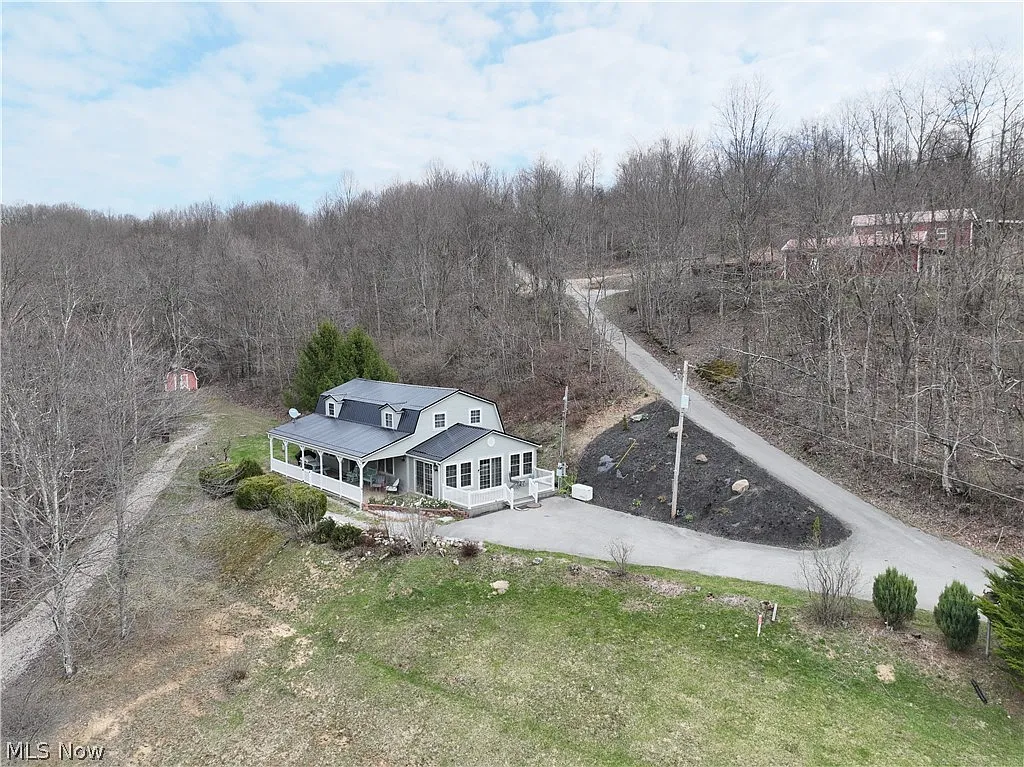 39000 Lees Run Rd photo 1