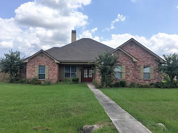 2nd image of 100 White Tail Dr