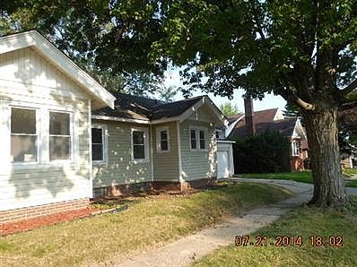 2nd image of 2224 W Jefferson St