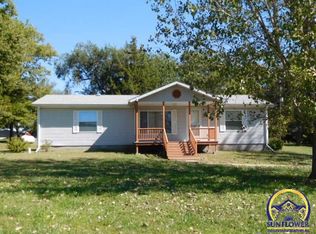 23760 S California Rd, Lyndon, KS 66451