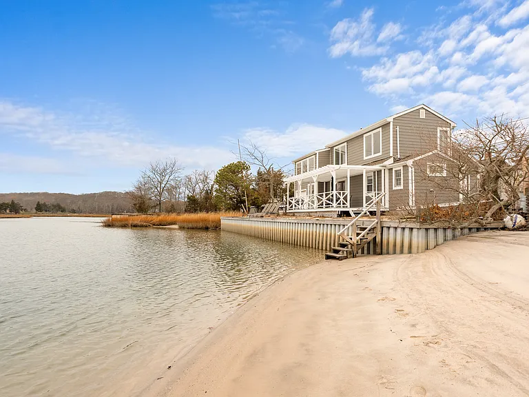 Towd Point Rd — Photo 19