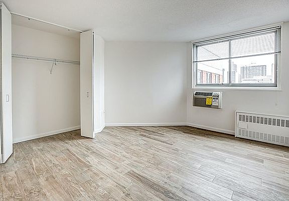 5th image of 470 2nd Ave APT 19E