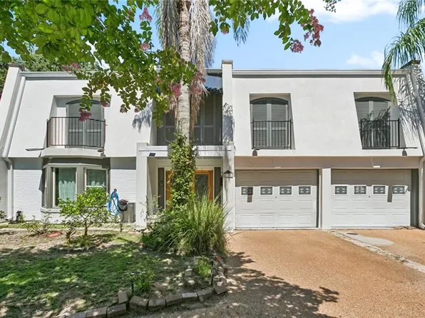 19 Park Island Dr, New Orleans, LA 70122