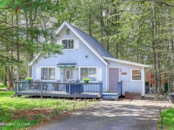 8940 Deerfield Rd, Tobyhanna, PA 18466