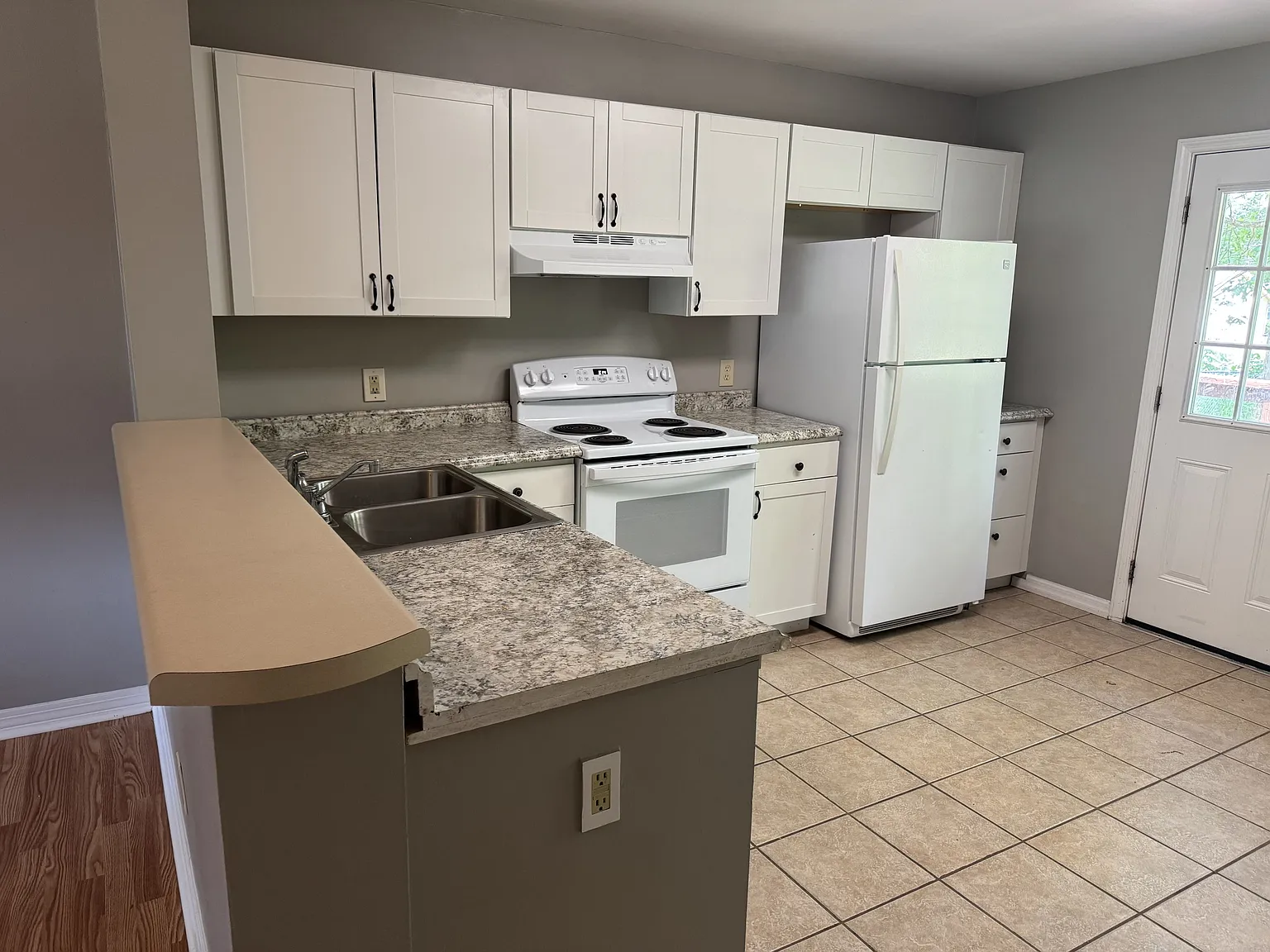 1120 Shady Rest Road - 1 — Photo 4