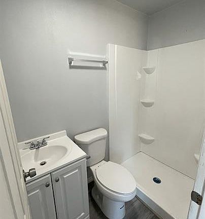 4th image of 2532 N Arrowhead Ave