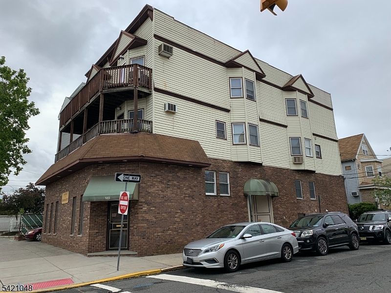 1st image of 116 W 19Th St #1A