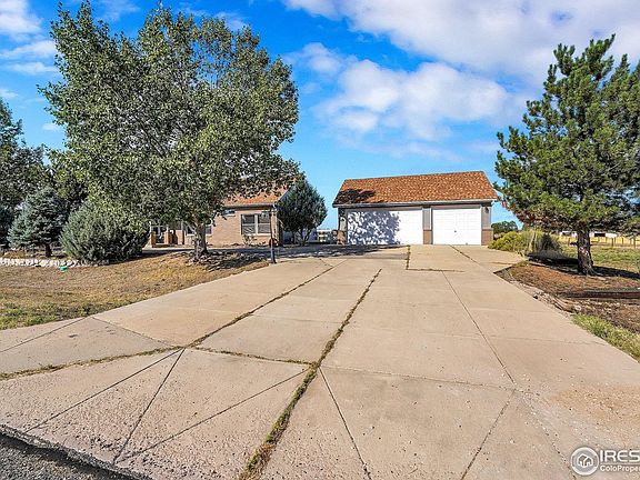 3rd image of 16615 Electra St