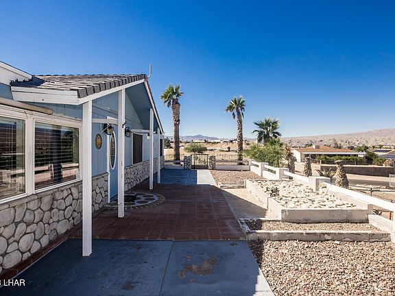 3rd image of 1420 Colina Dr