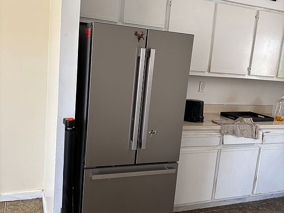 3rd image of 800 2nd Ave Floor 2