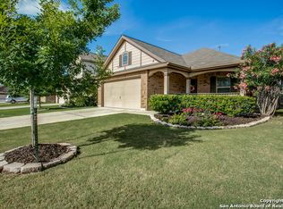 3319 Candlemoon Dr, San Antonio, TX 78244