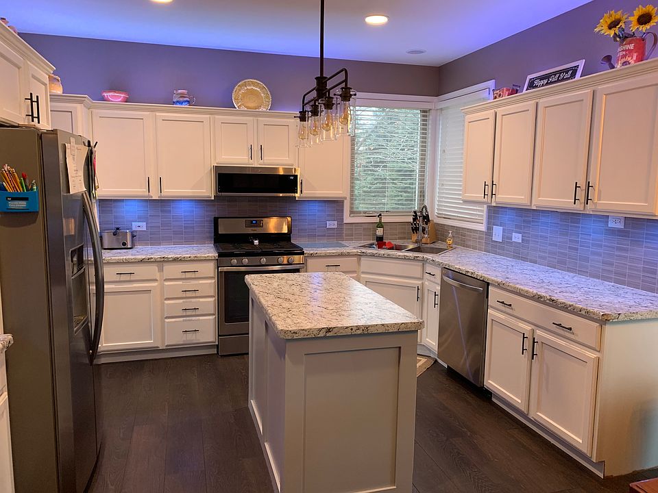 2nd image of 509 Ridgewood Dr