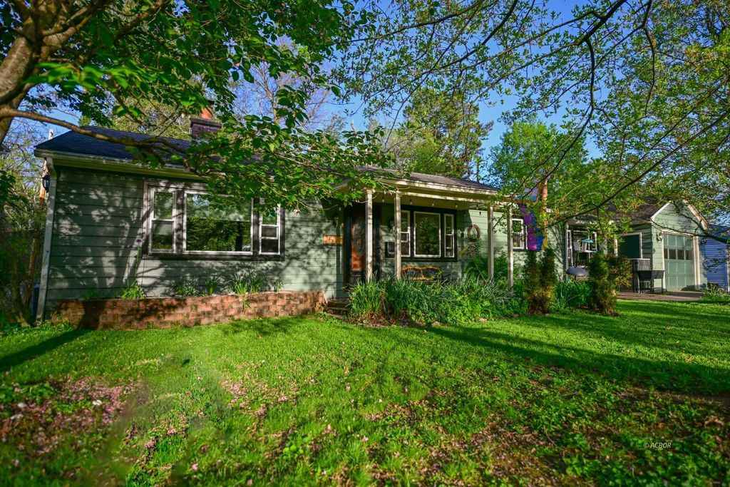 Real estate listing image