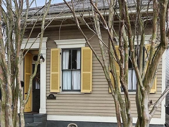 2nd image of 929 Elysian Fields Ave