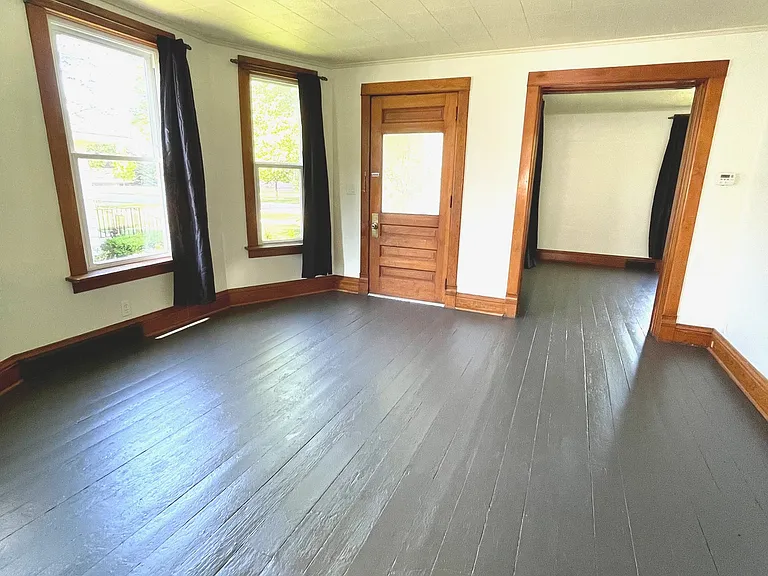 1016 Stephenson Ave #1 — Photo 4