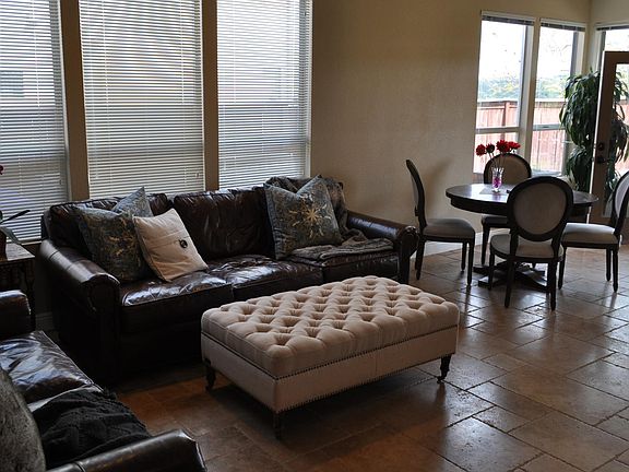 4th image of 7457 Arucauna Ct