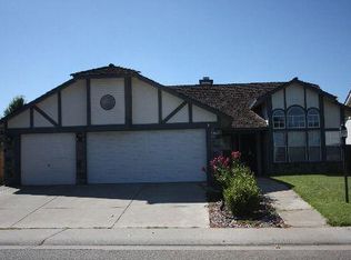8120 Maid Marion Ct, Sacramento, CA 95828