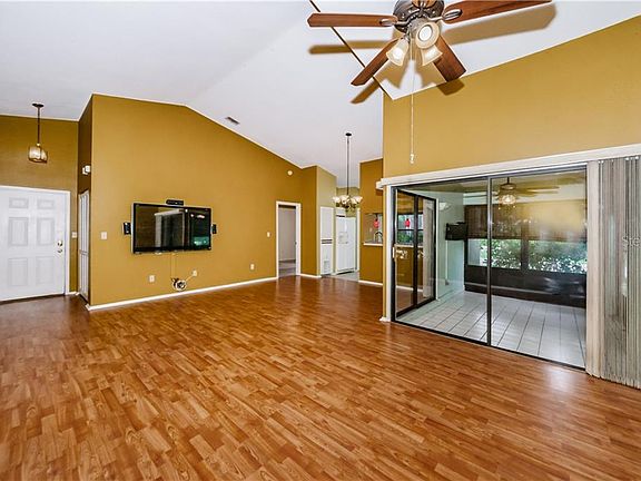 4th image of 4782 Palermo Ct NE