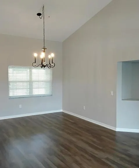 3909 SE 8th St — Photo 3
