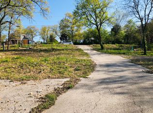140-142 2nd St, Hollister, MO 65672
