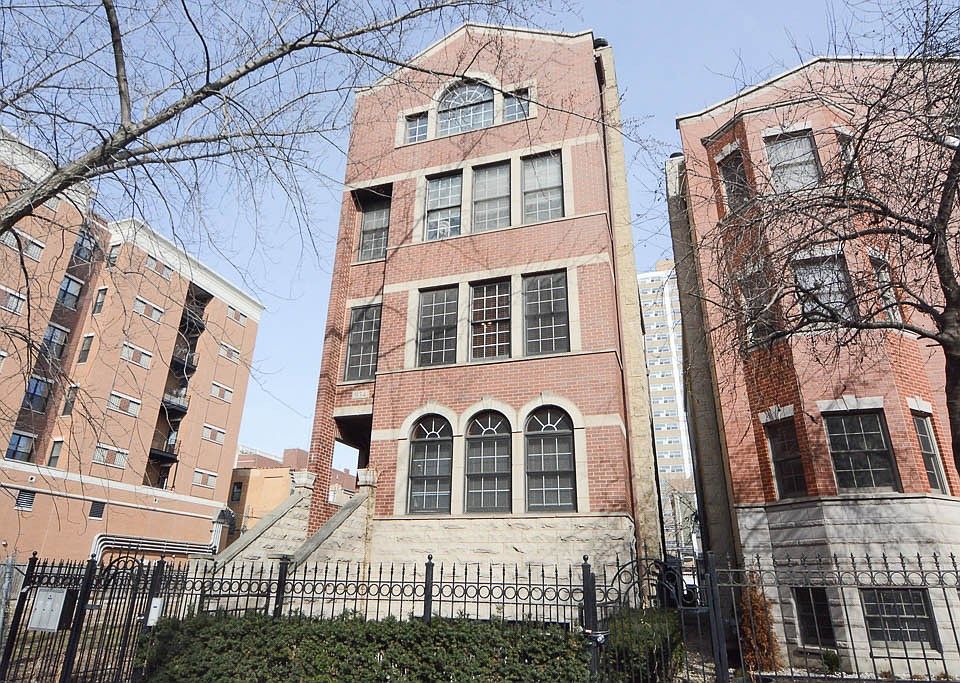 1st image of 934 W Leland Ave #2AD