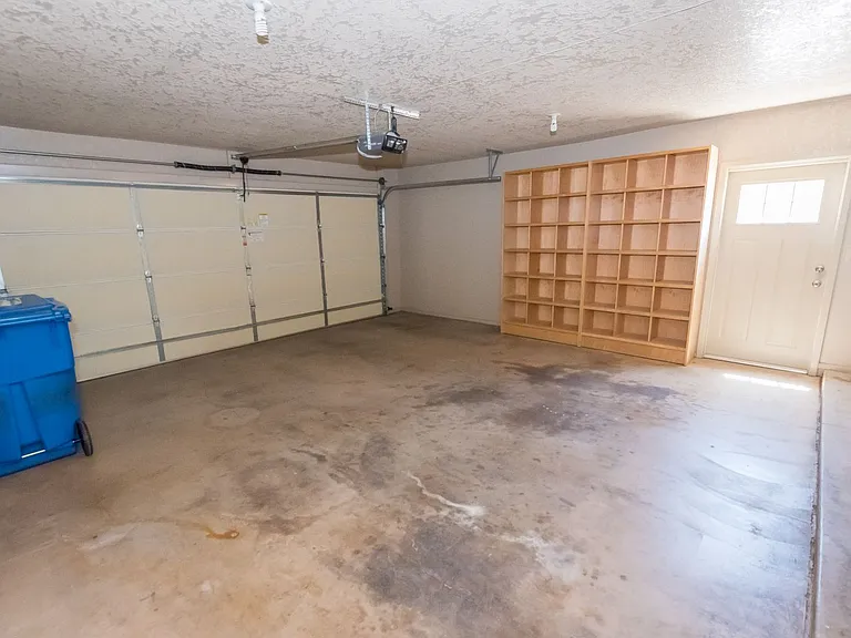 4873 Loma Loop — Photo 33